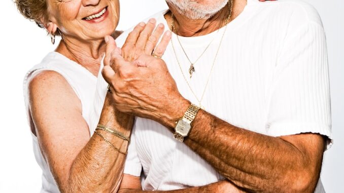 Seniorer har funder vejen til datingsiderne